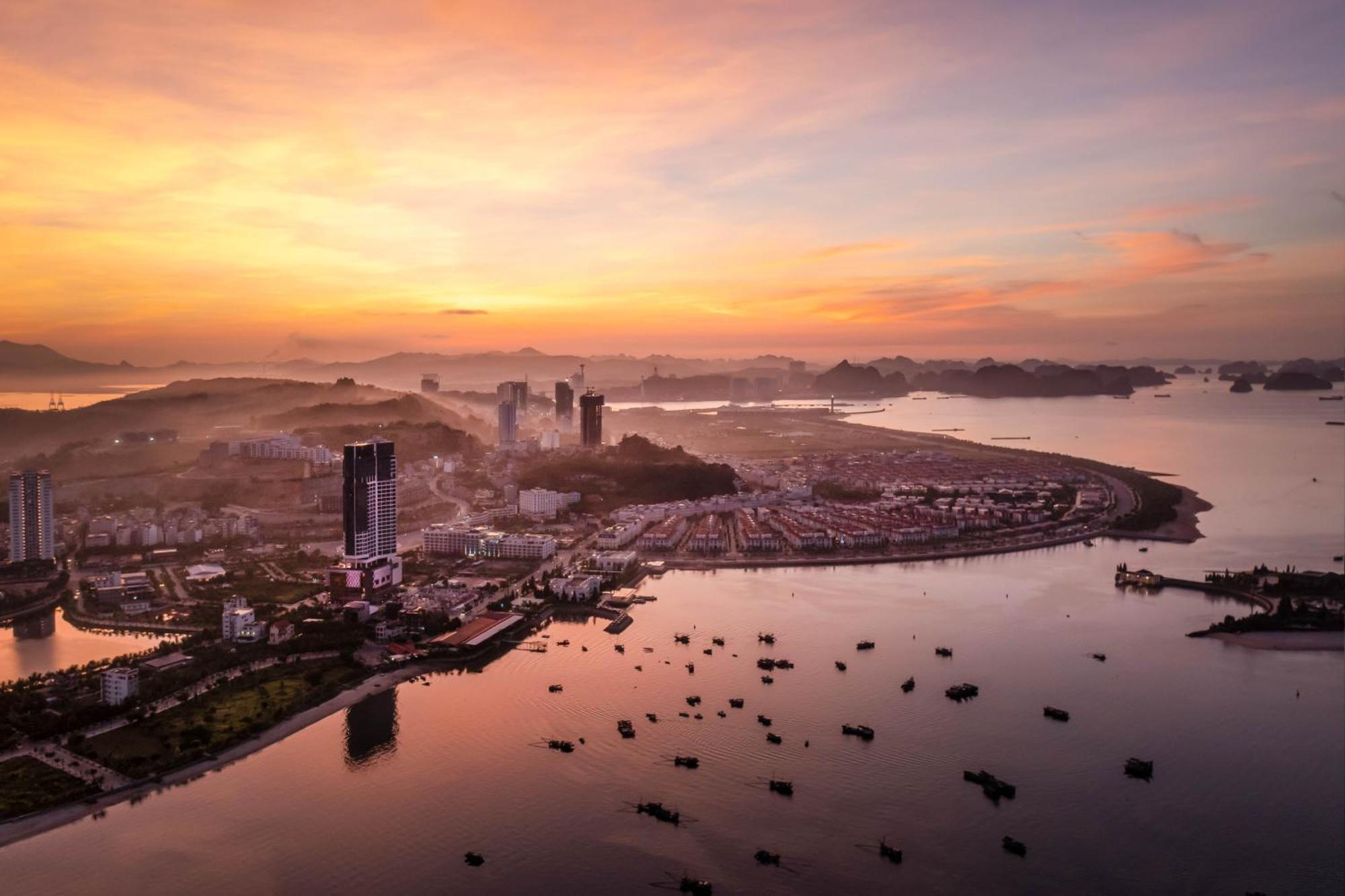 Radisson Blu Ha Long Bay Ξενοδοχείο Εξωτερικό φωτογραφία